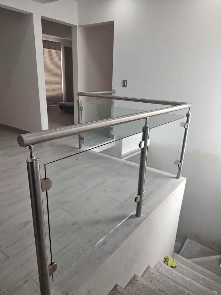 697257516_2733536000373359_4185968868829283614_n instalación de aluminio Querétaro
